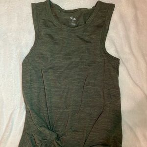 Dicks Sporting Goods (DSG) women’s tank top size S
